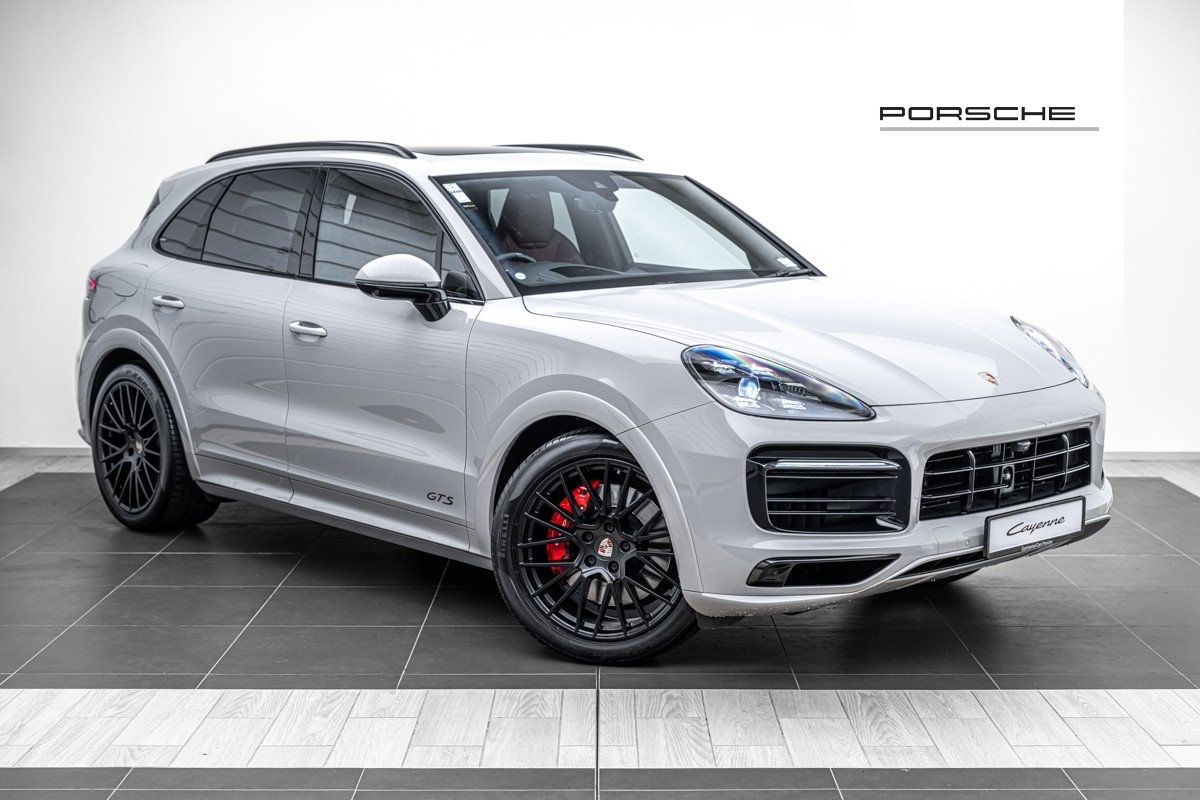 Porsche Cayenne GTS SUV - (E3 I)