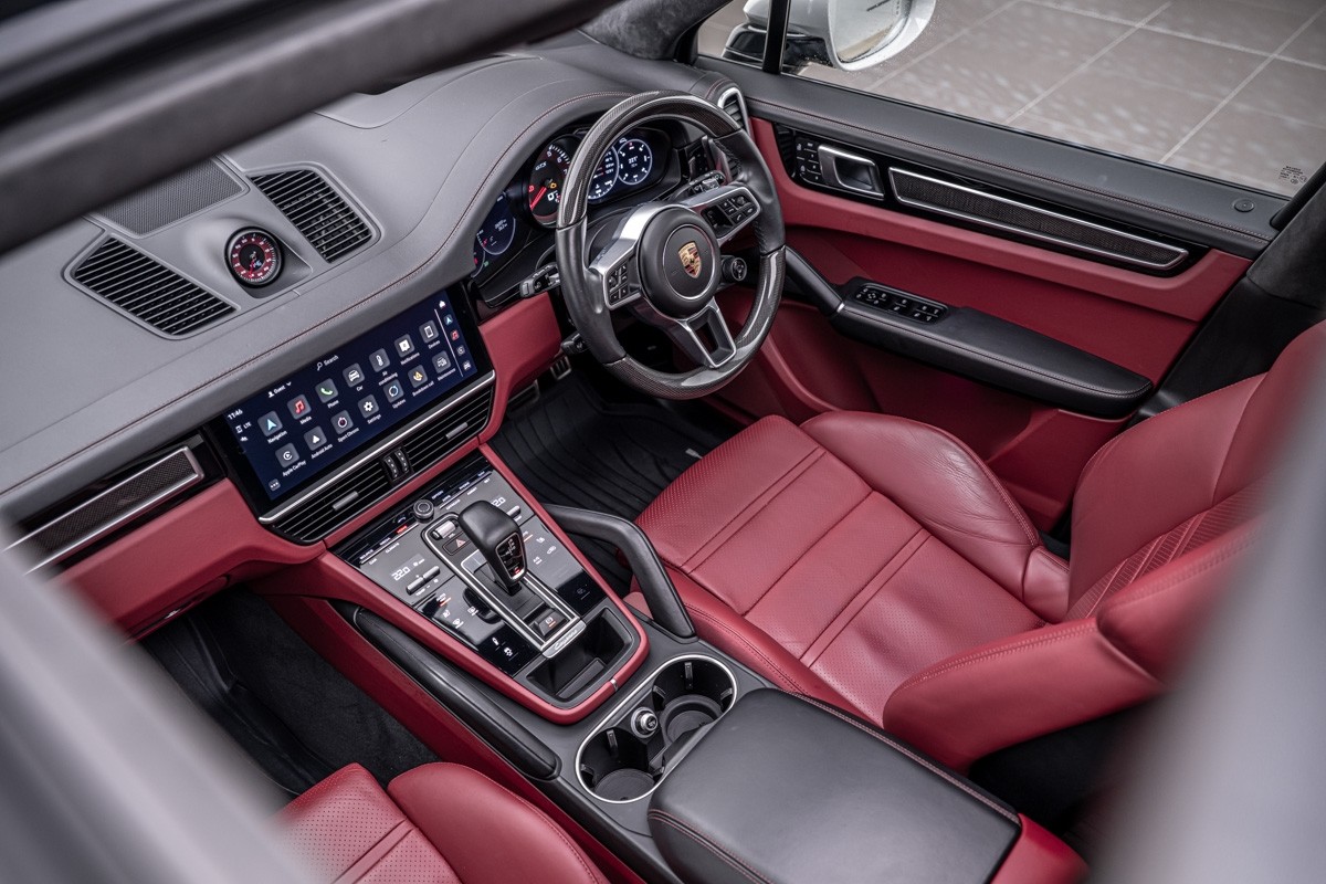 Porsche Cayenne GTS SUV - (E3 I)