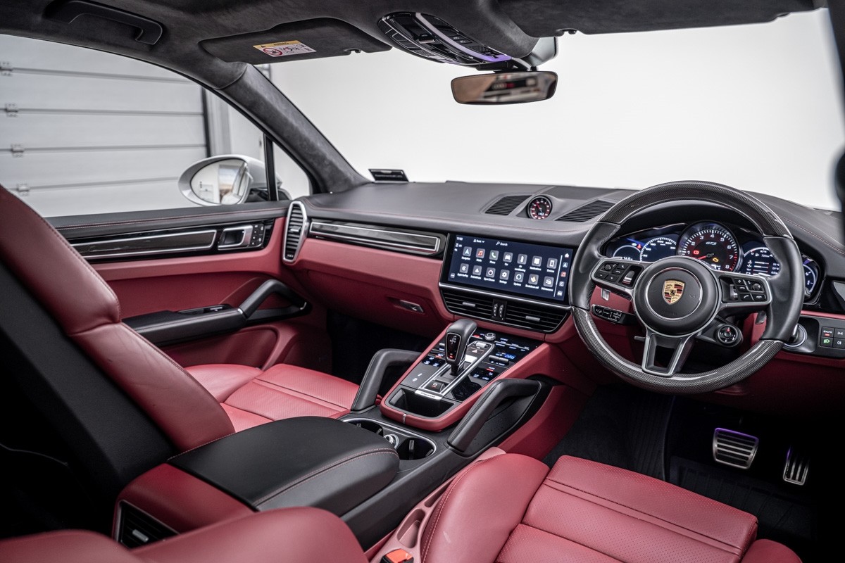Porsche Cayenne GTS SUV - (E3 I)