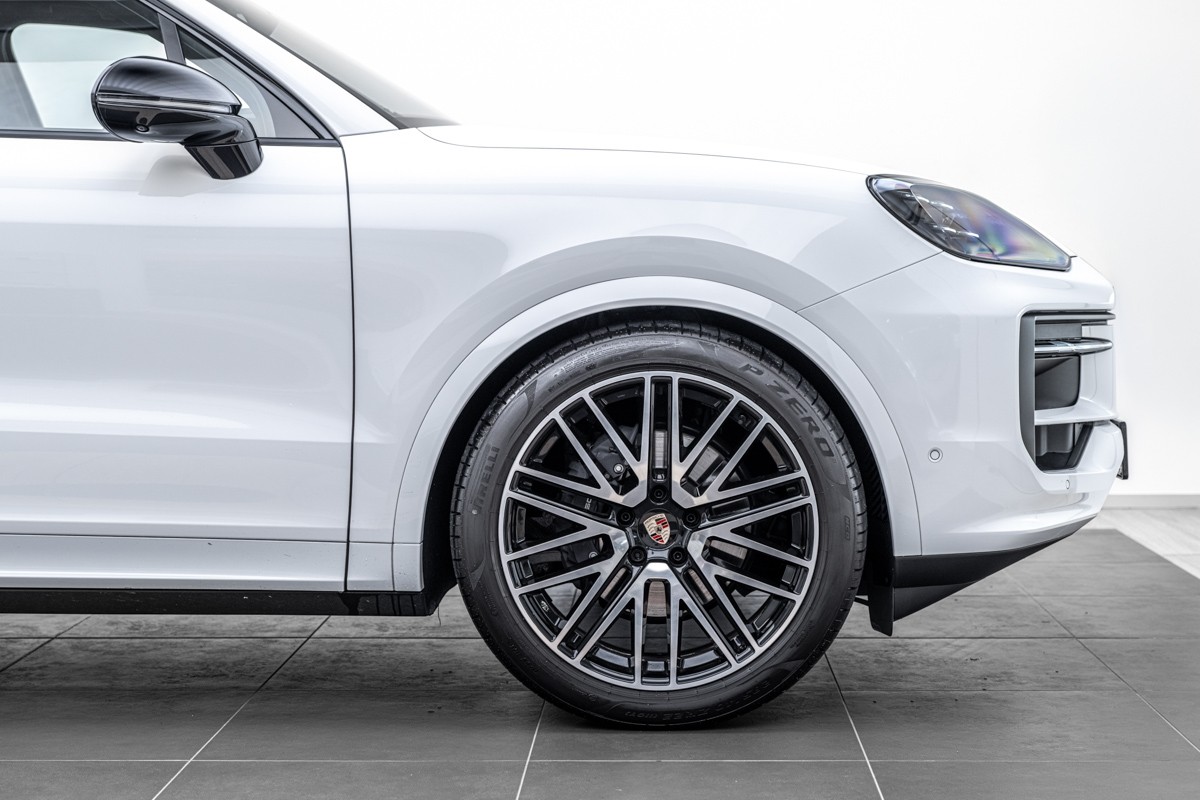 Porsche Cayenne BLACK EDITION