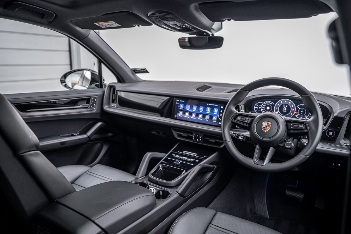 Porsche Cayenne BLACK EDITION