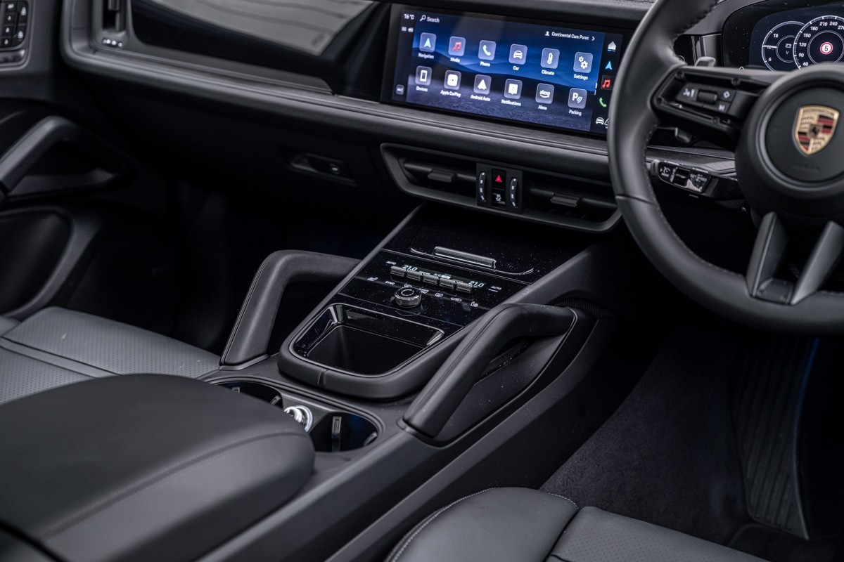 Porsche Cayenne BLACK EDITION
