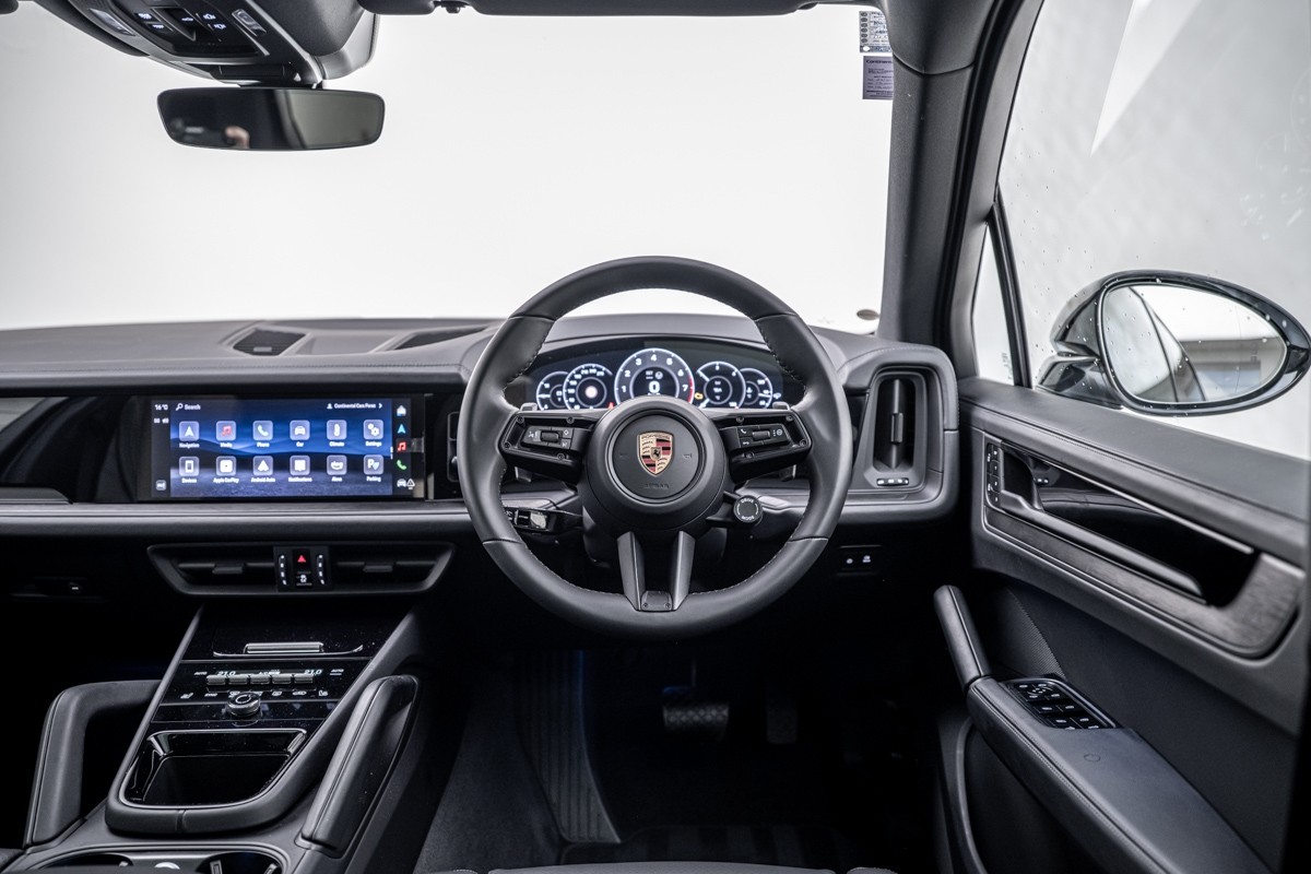 Porsche Cayenne BLACK EDITION
