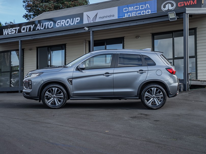 2025 Mitsubishi ASX 5