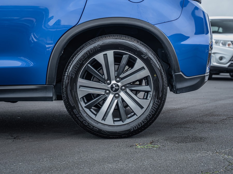 2025 Mitsubishi ASX 7