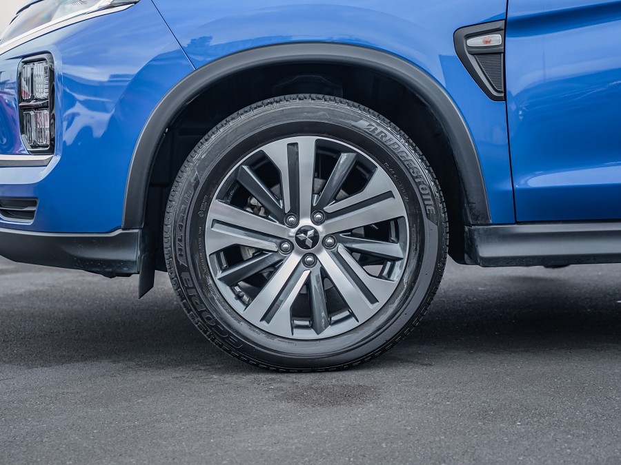 2025 Mitsubishi ASX 6