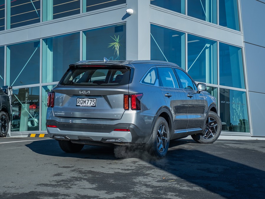 2026 Kia Sorento 2