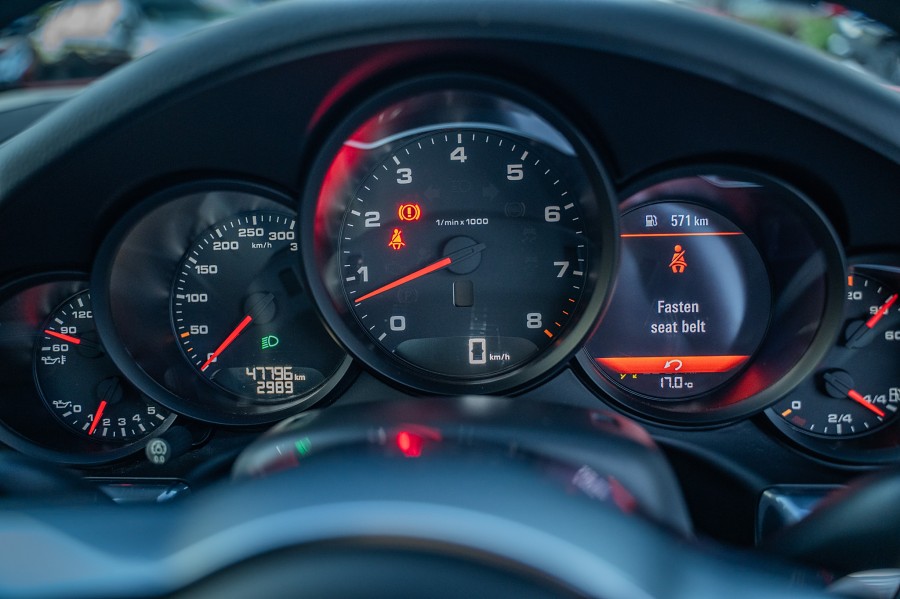 2017 Porsche 911 12