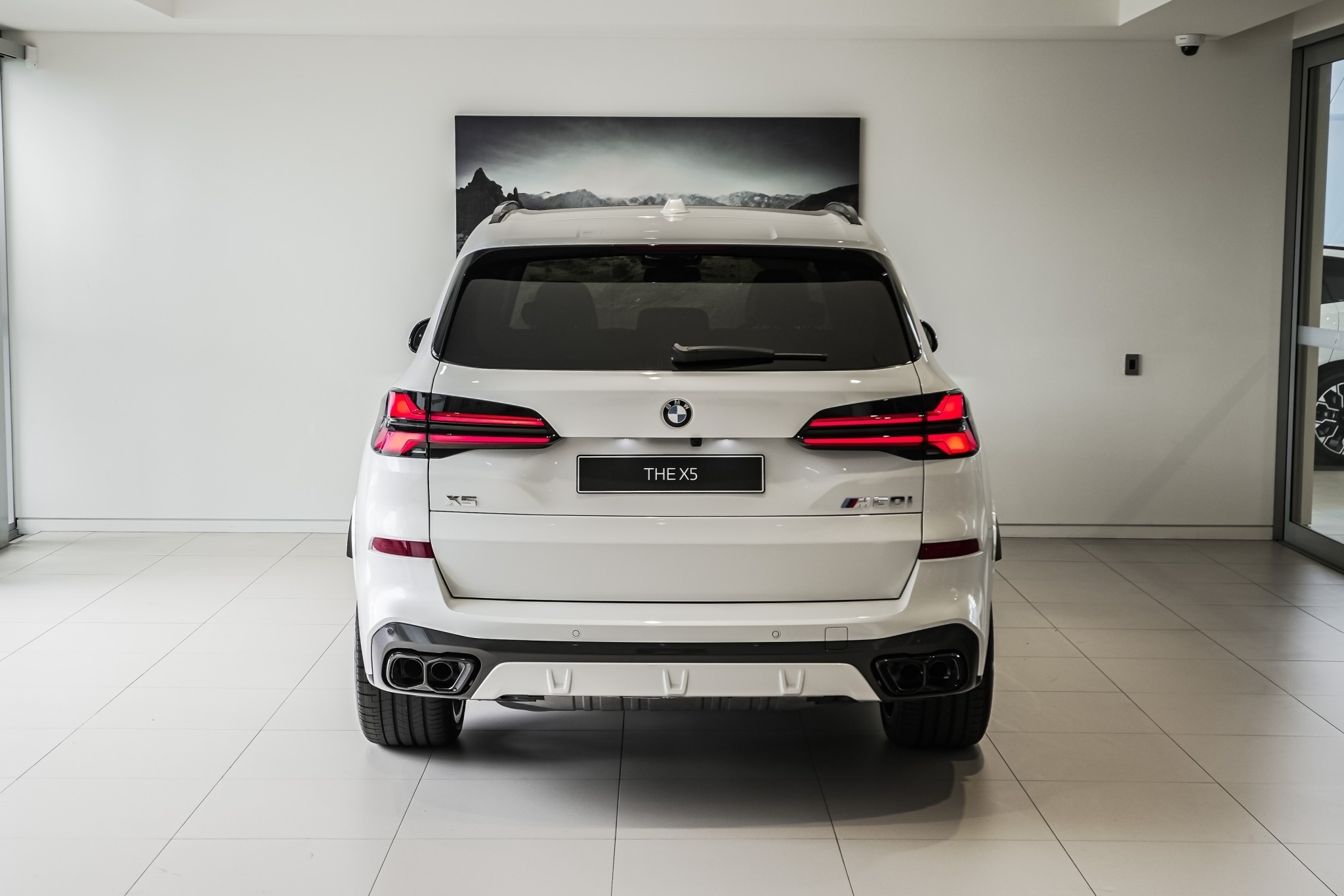 BMW X5 M60i