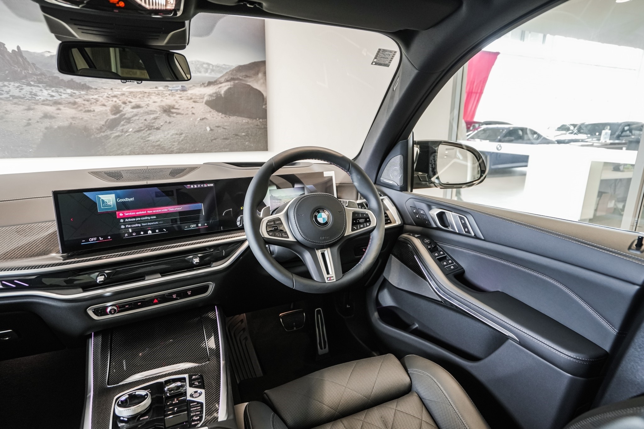 BMW X5 M60i