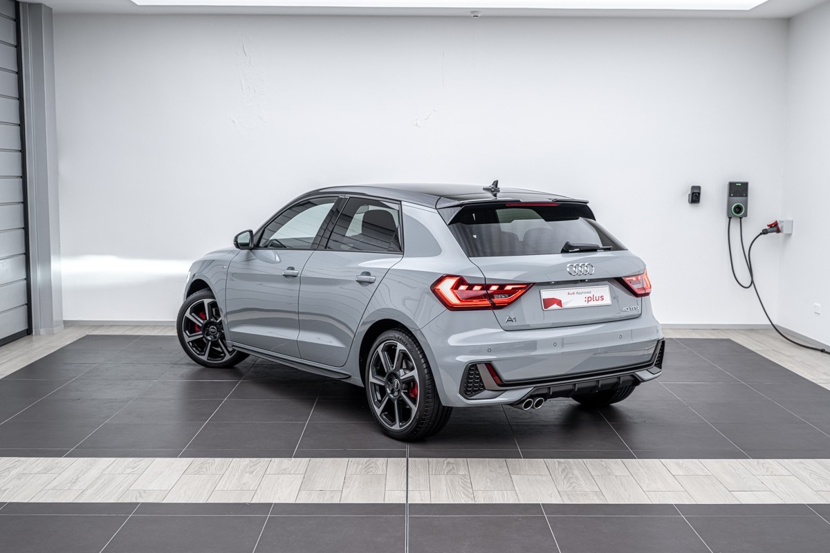 Audi A1 SPORTBACK 40 TFSI S TRONIC