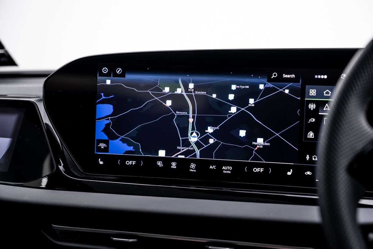 Audi A5 e-Hybrid Avant S line