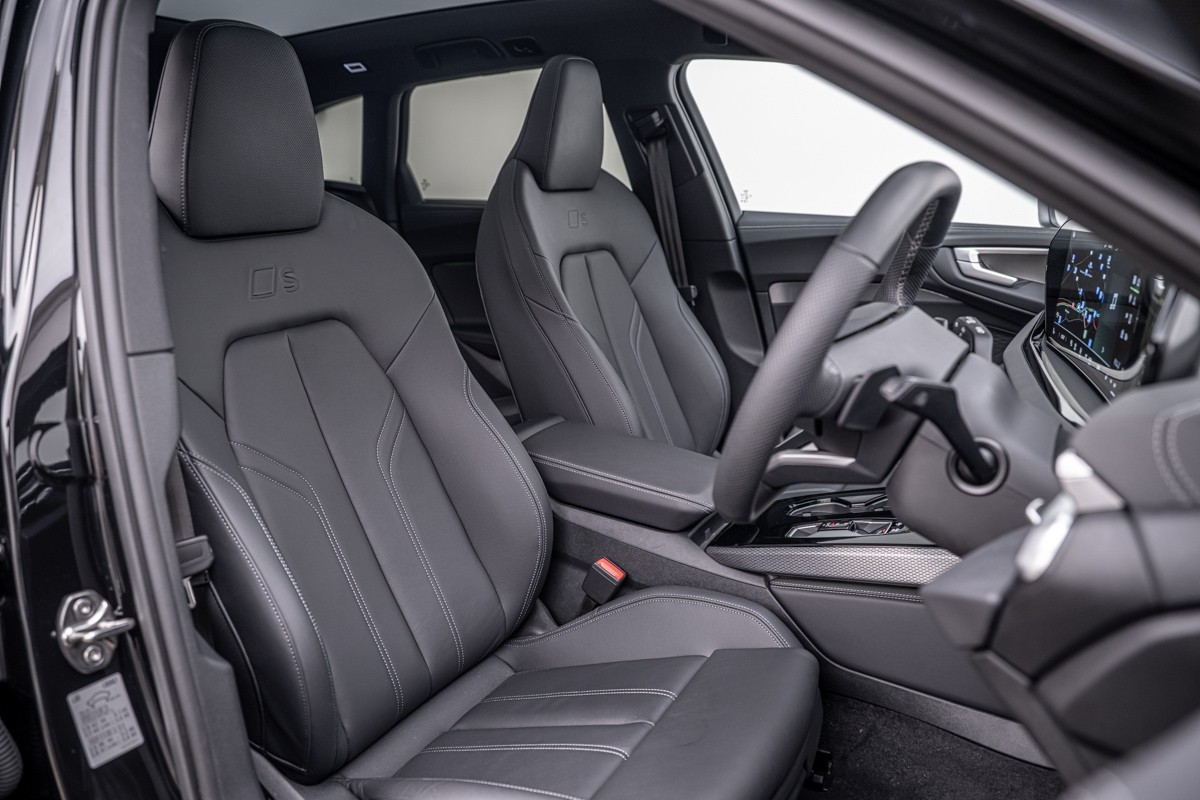Audi A5 e-Hybrid Avant S line