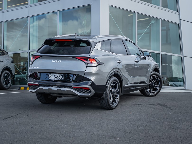 2022 Kia Sportage 2