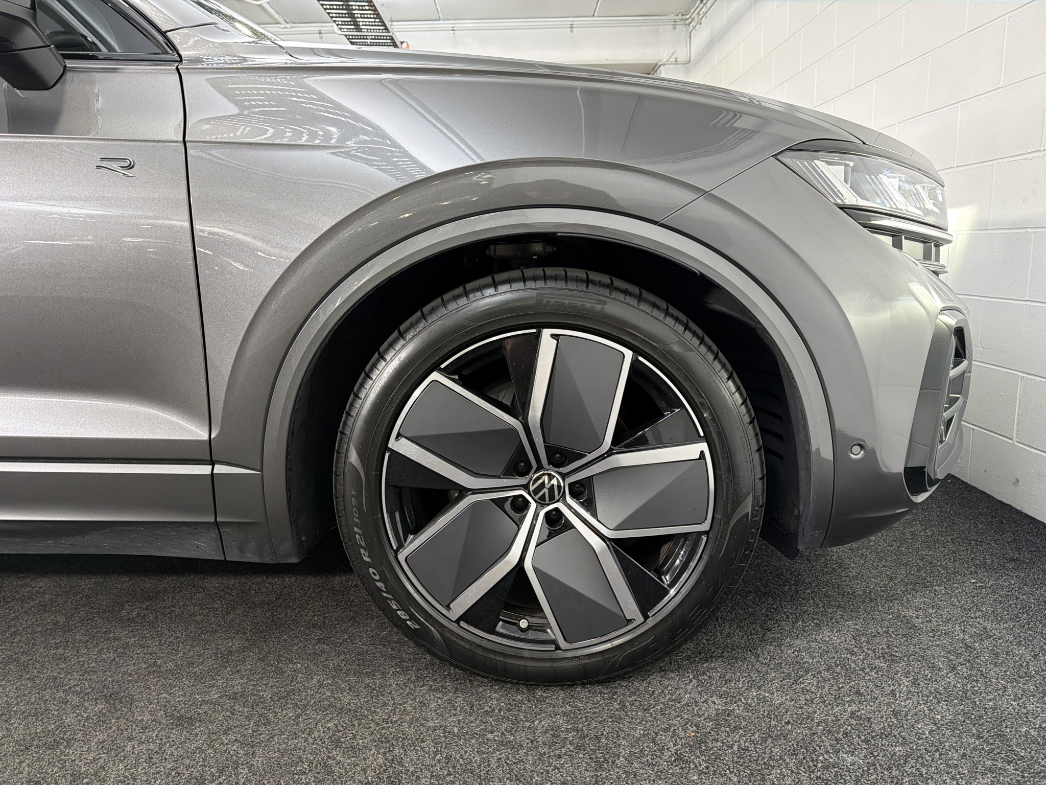 Volkswagen Touareg V6S TDI R-LINE