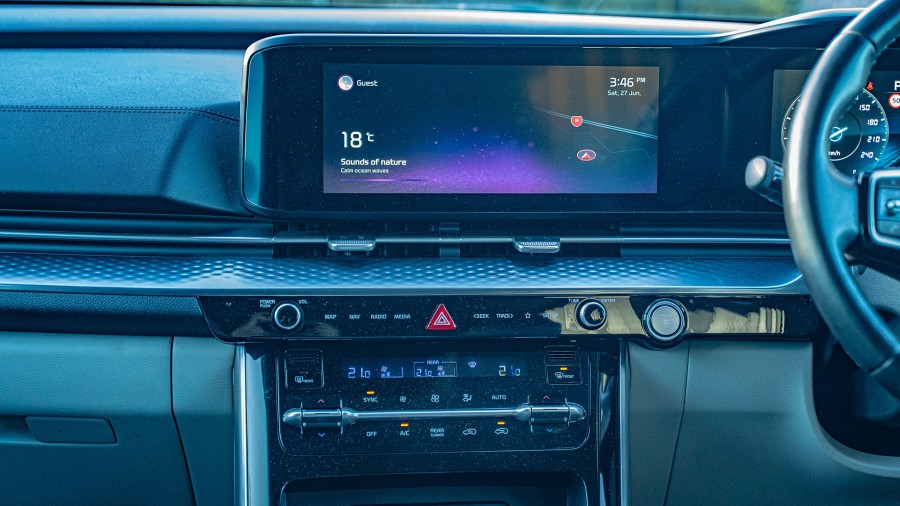 2022 Kia Carnival 16