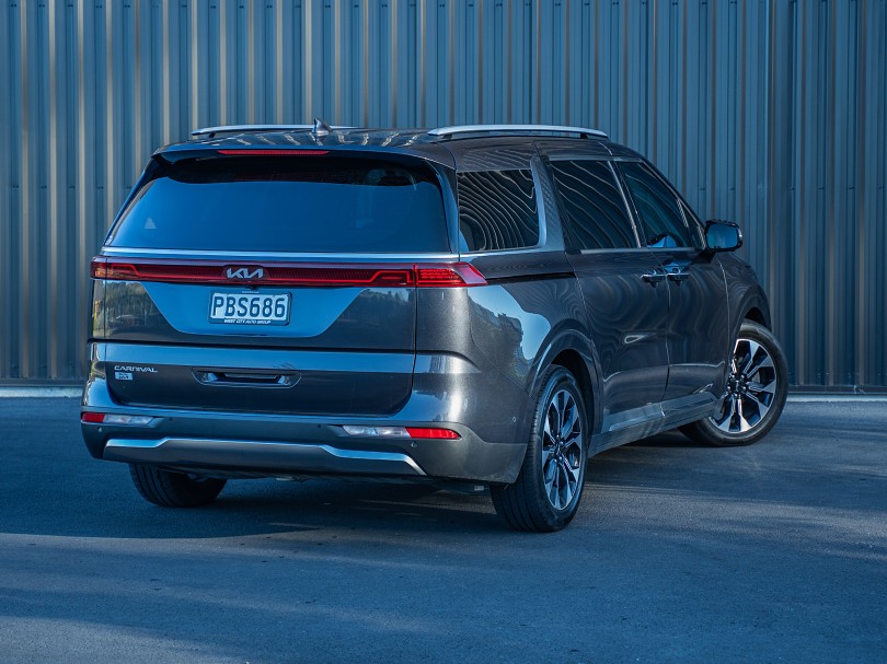 2022 Kia Carnival 2