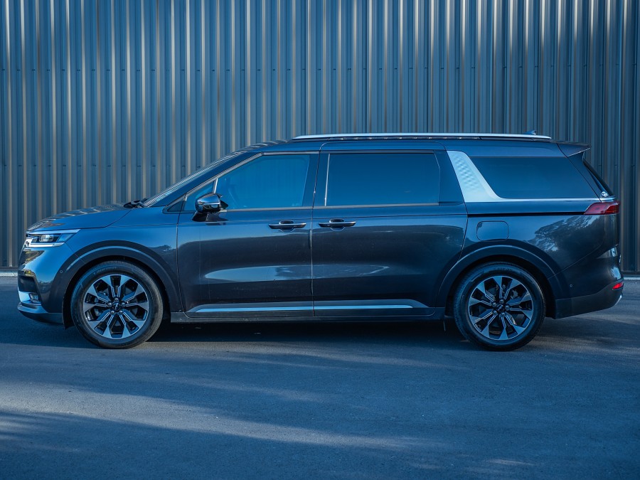 2022 Kia Carnival 5