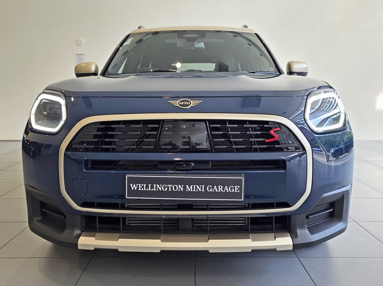 MINI Countryman S ALL4 Favoured Spec