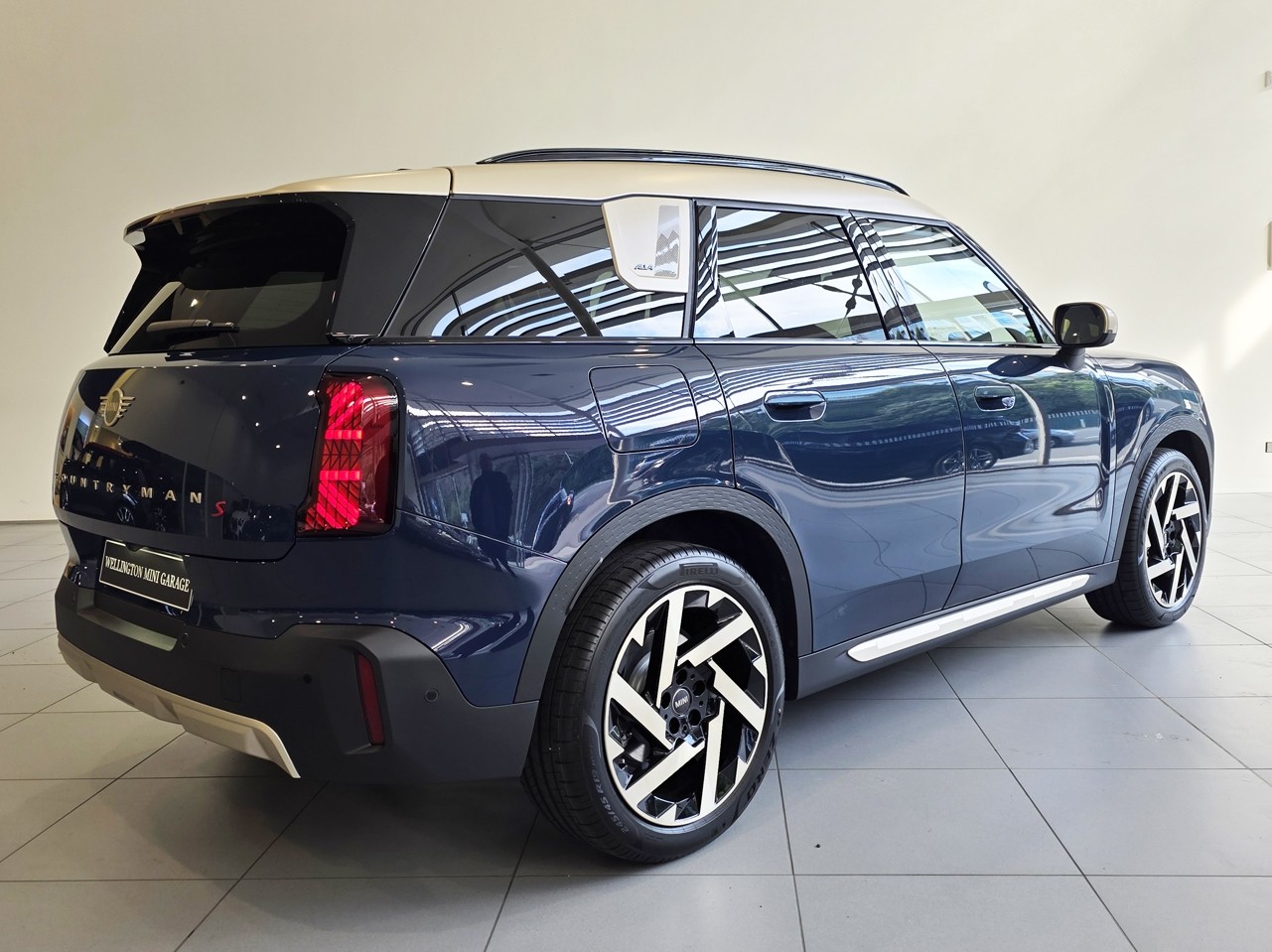 MINI Countryman S ALL4 Favoured Spec
