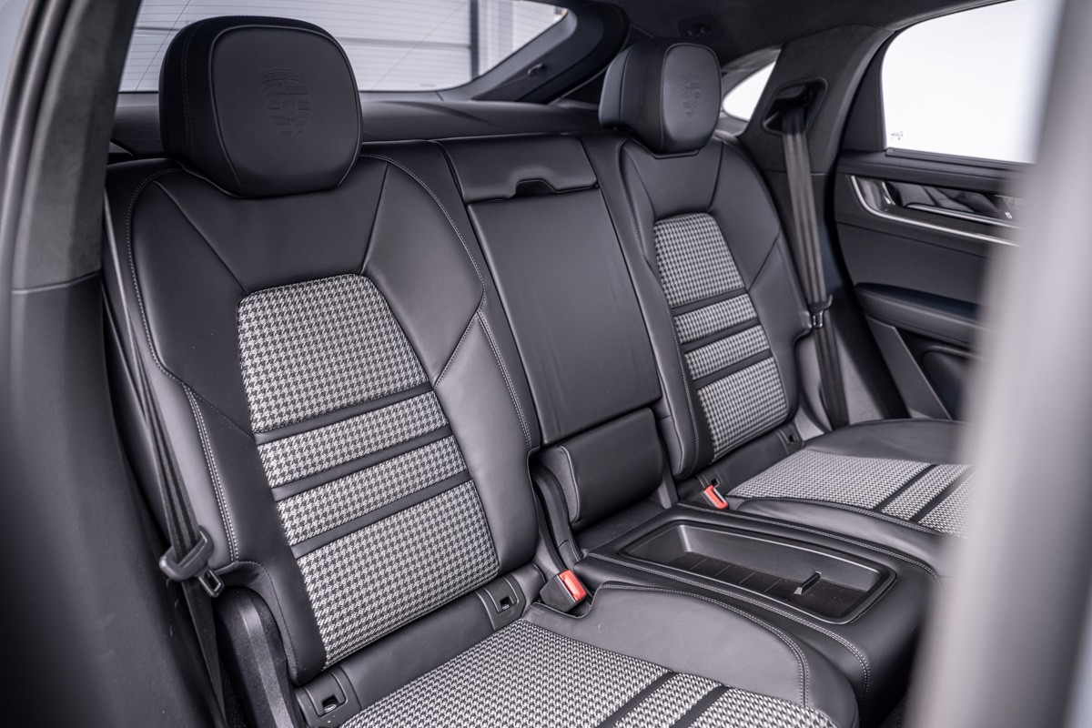 Porsche Cayenne GTS Coupe (E3 II)