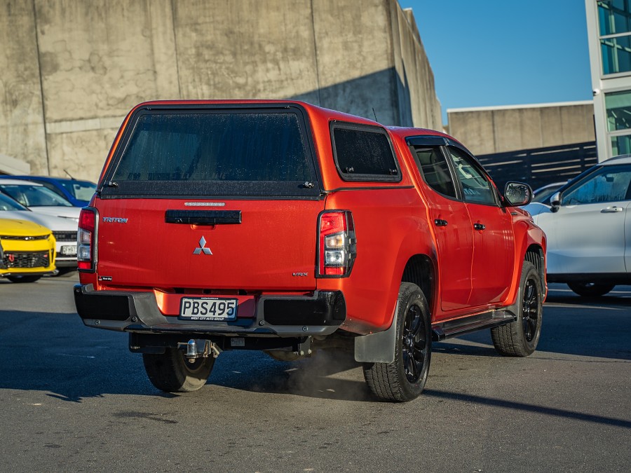 2022 Mitsubishi Triton 2
