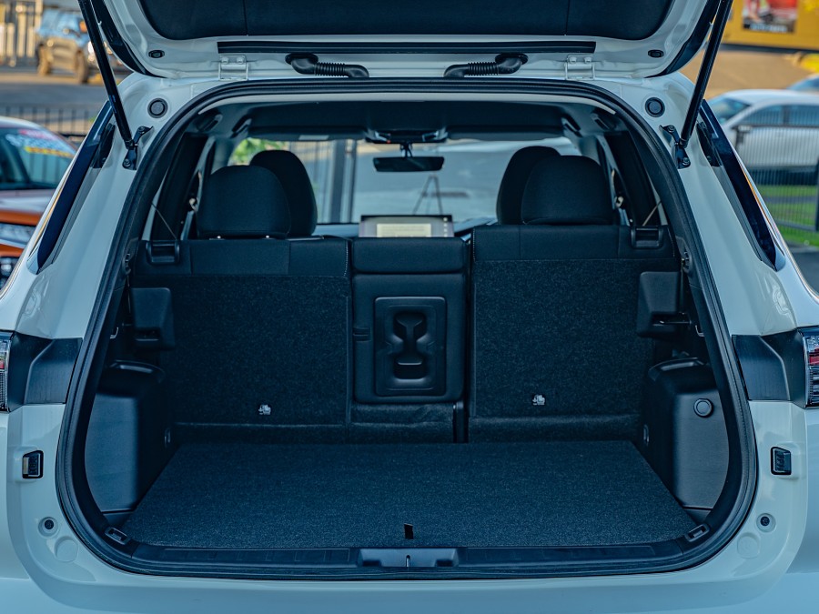 2026 Mitsubishi Outlander 18