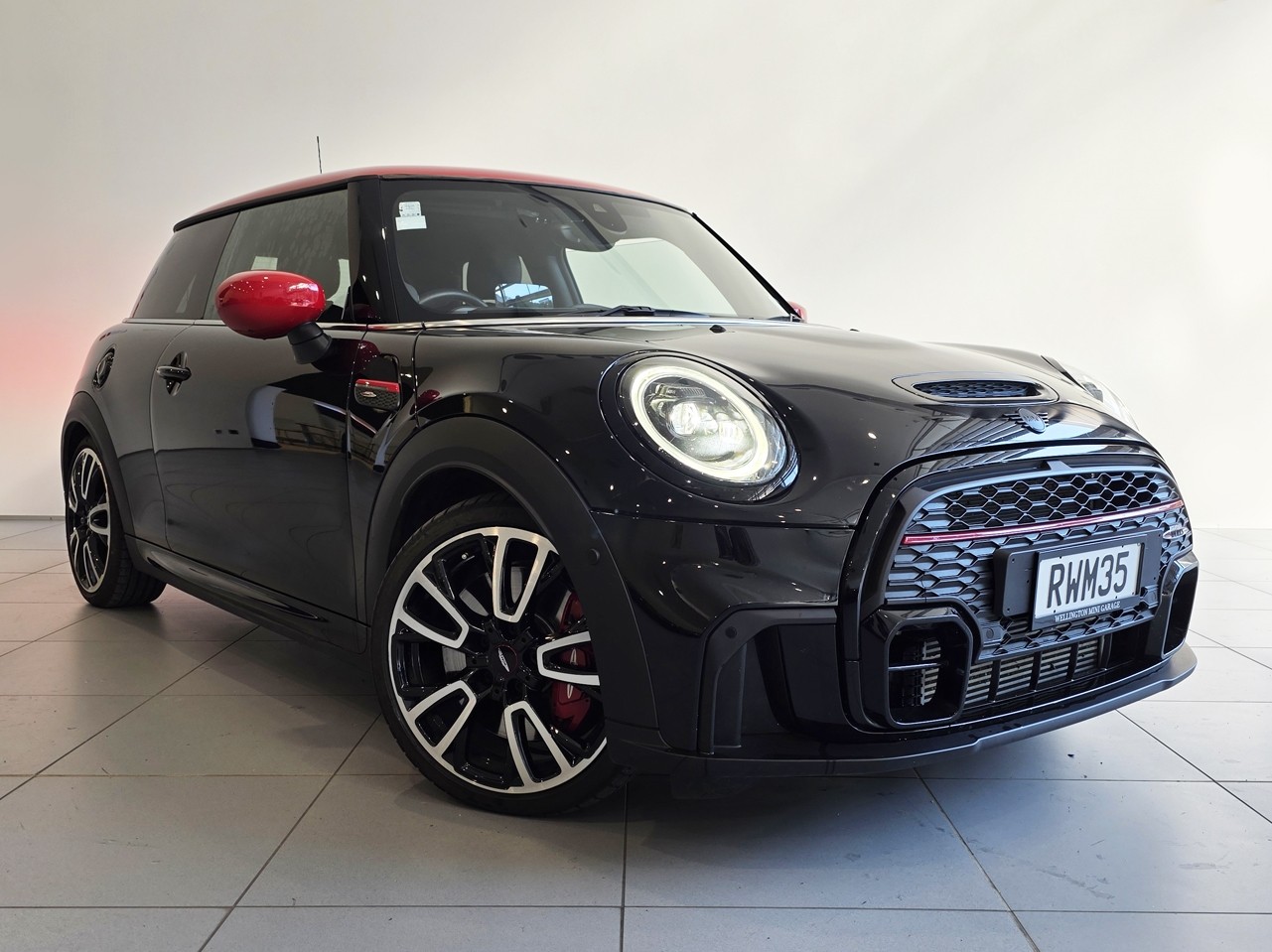 MINI Hatch JCW Yours