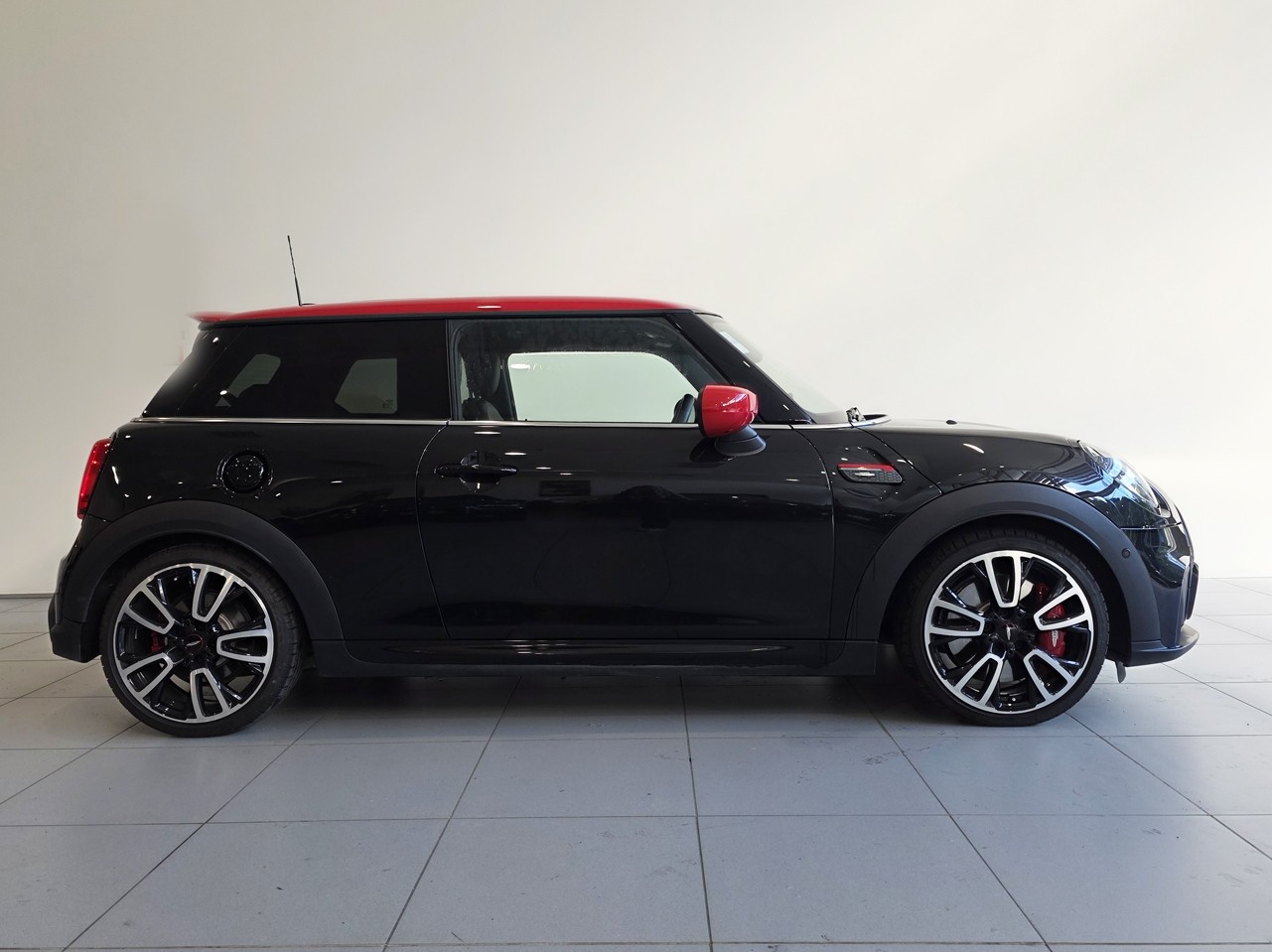 MINI Hatch JCW Yours