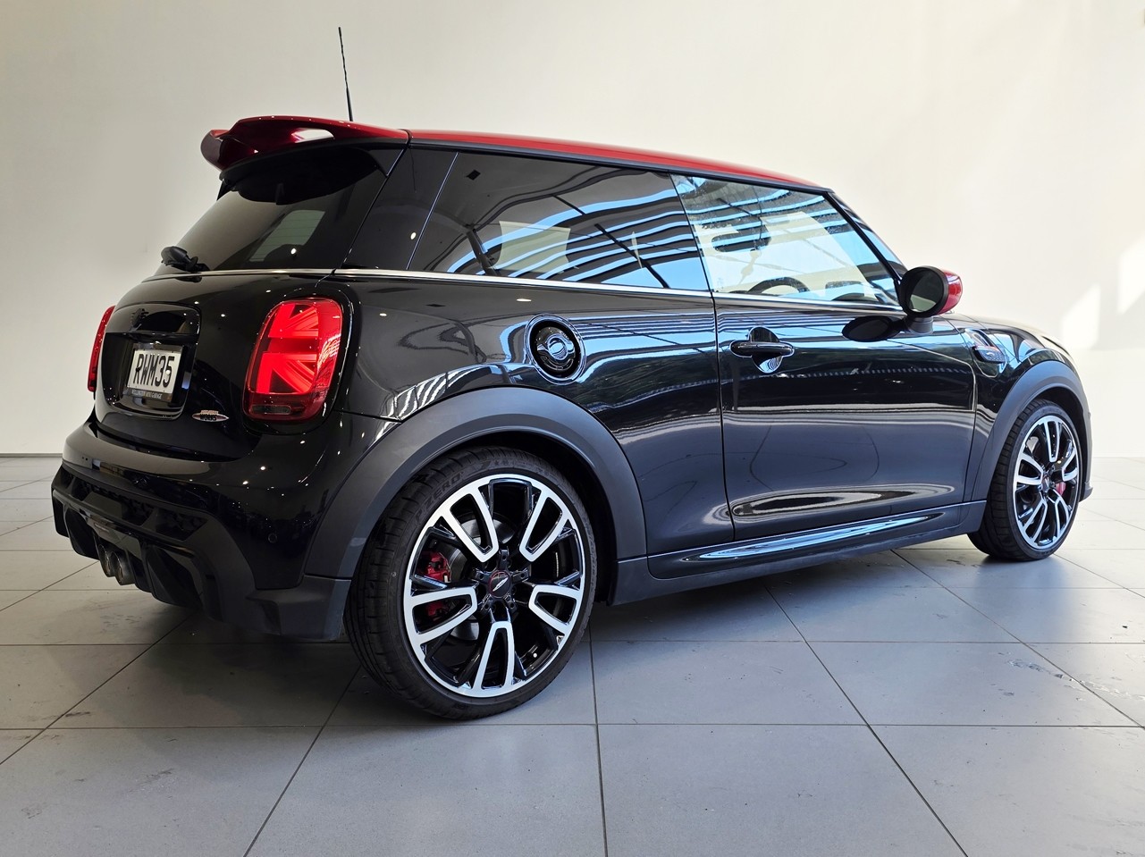 MINI Hatch JCW Yours