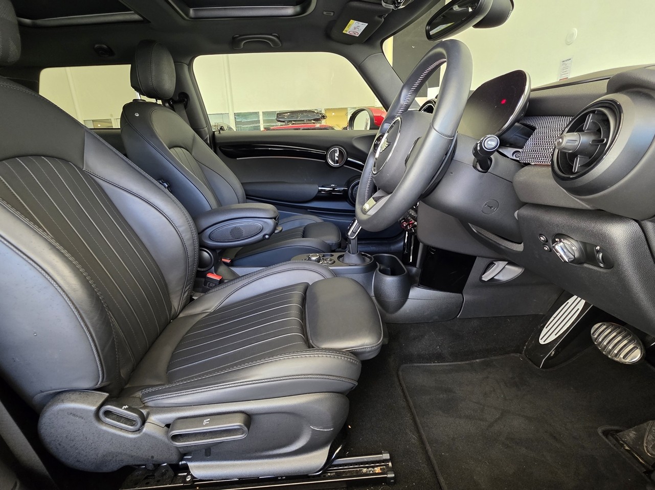 MINI Hatch JCW Yours