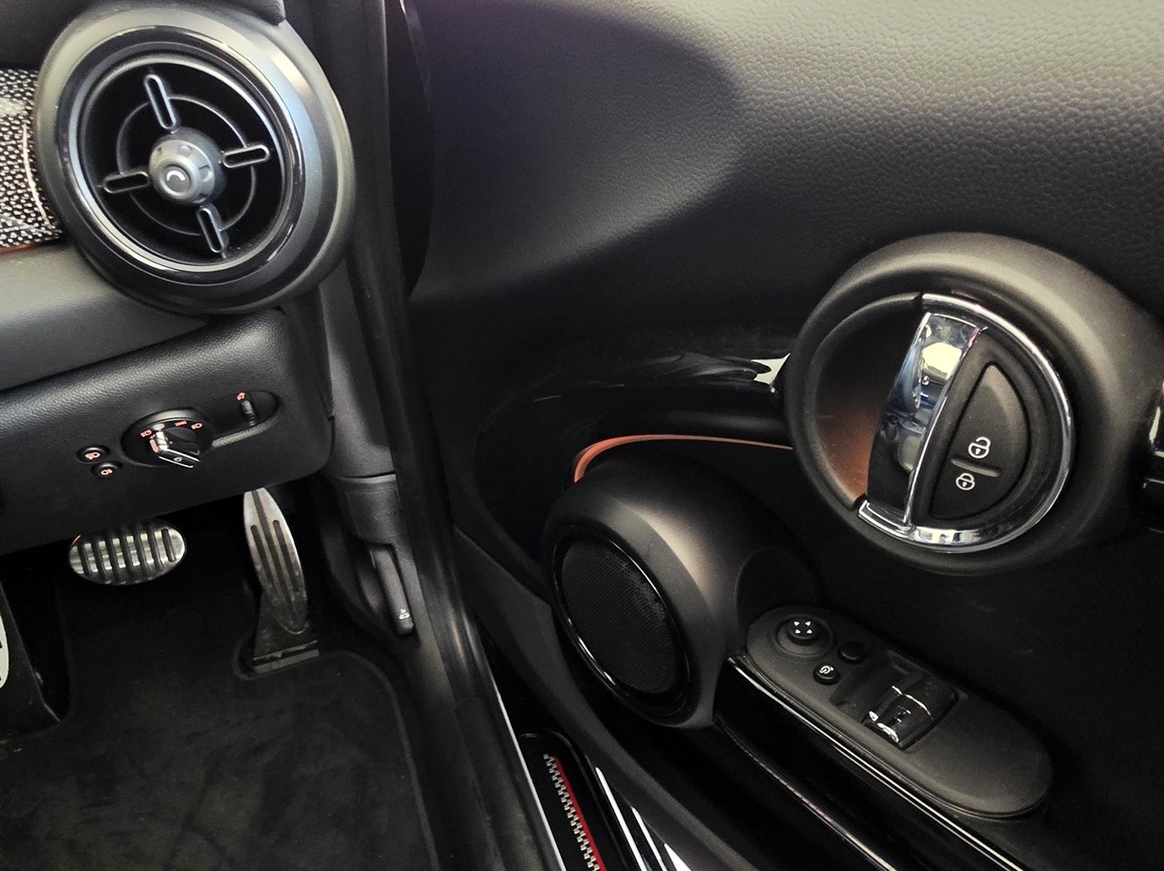 MINI Hatch JCW Yours
