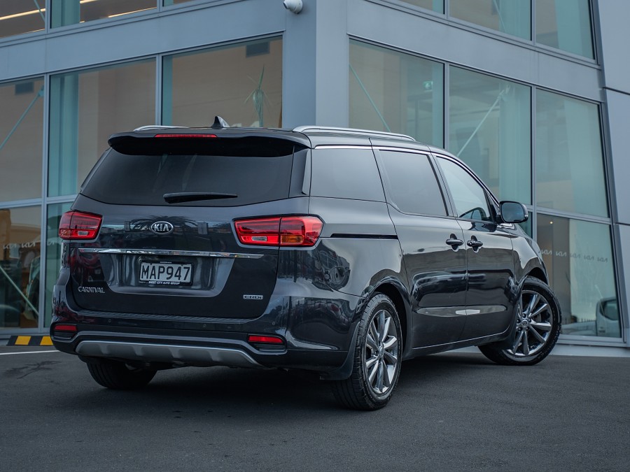2019 Kia Carnival 2