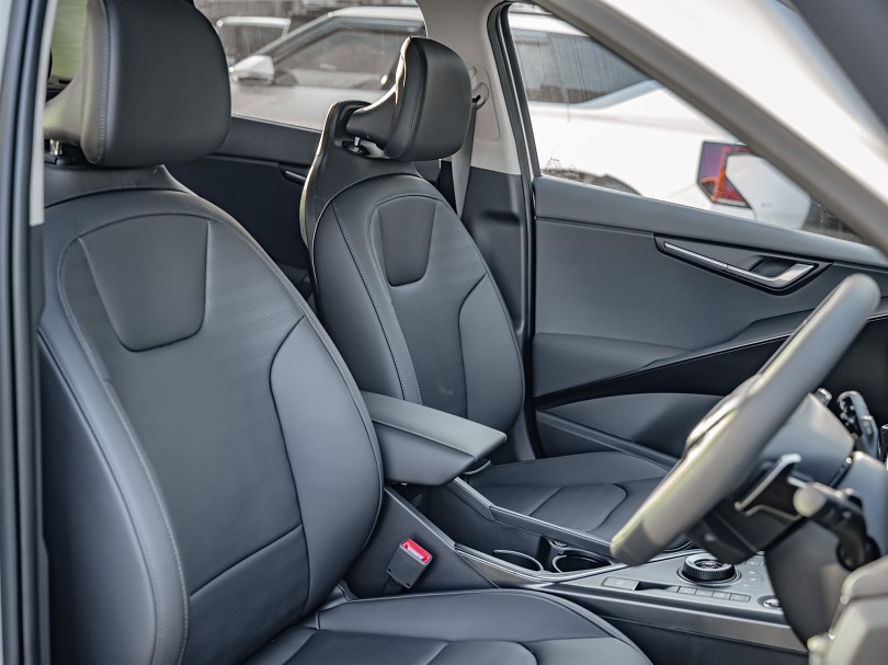 2026 Kia Niro 8