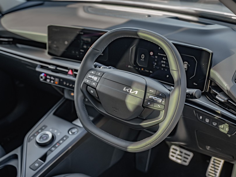 2026 Kia Niro 9