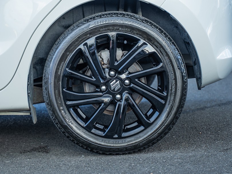 2023 Suzuki Swift 7