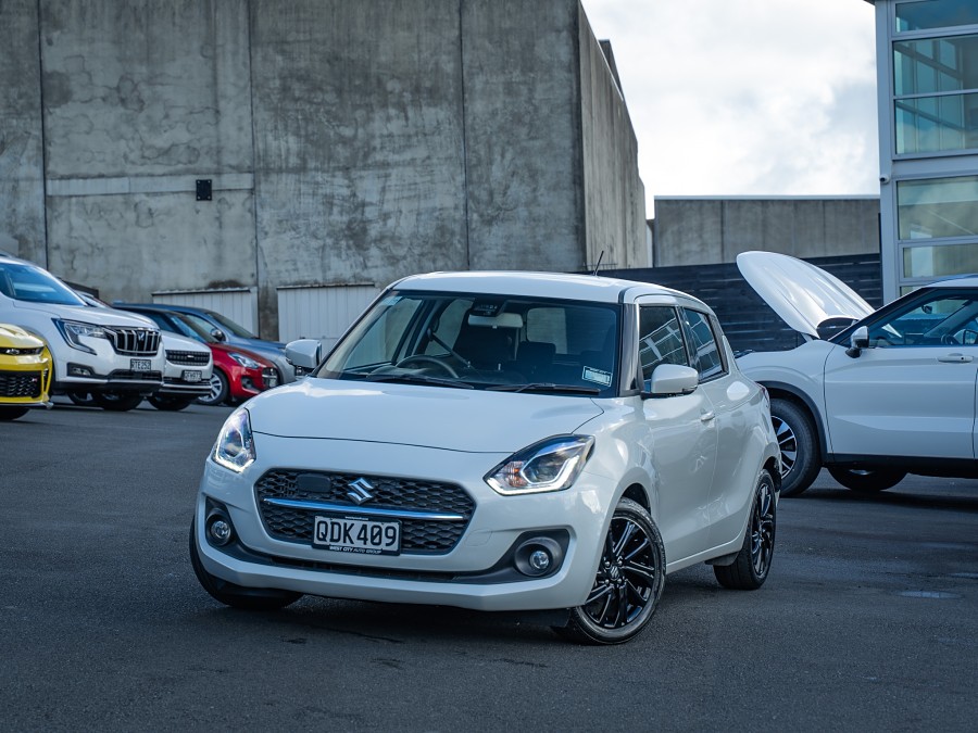 2023 Suzuki Swift 1