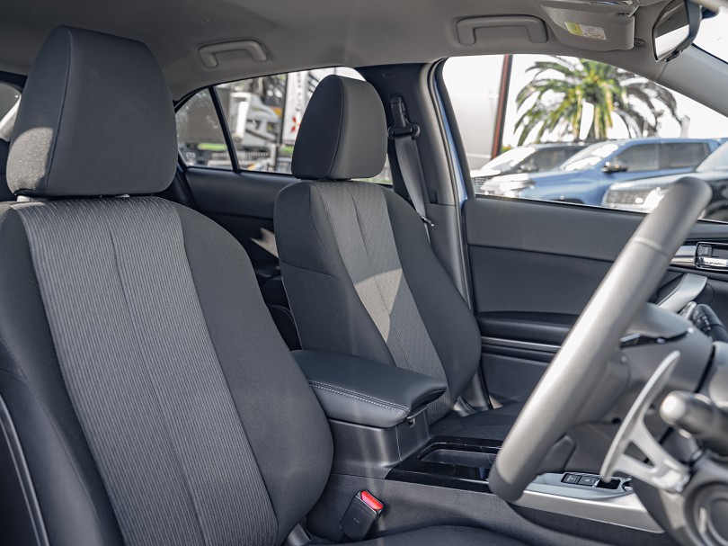 2026 Mitsubishi Eclipse Cross 8
