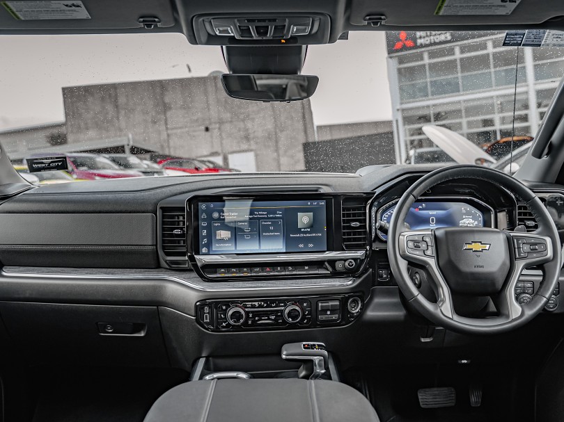 2024 Chevrolet Silverado 10
