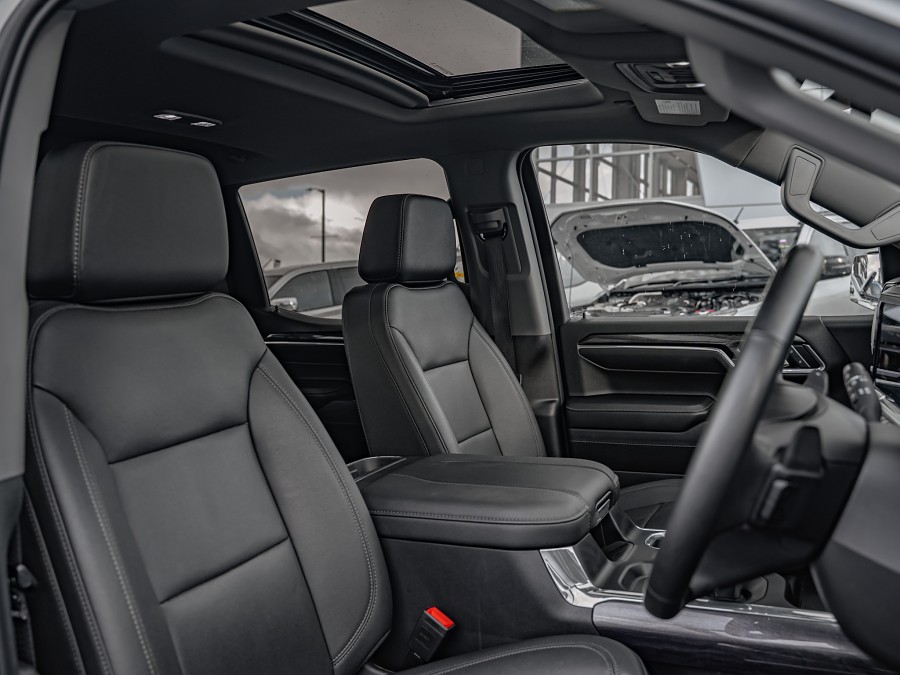 2024 Chevrolet Silverado 8
