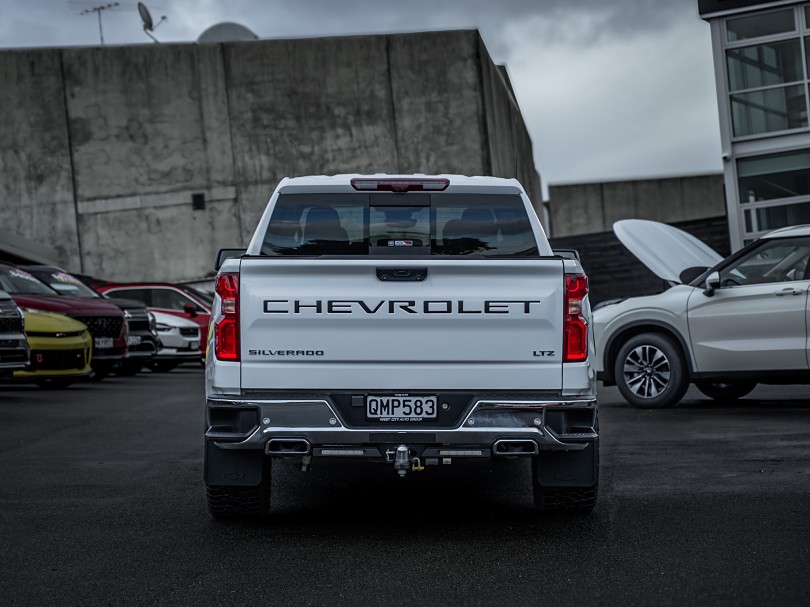 2024 Chevrolet Silverado 4