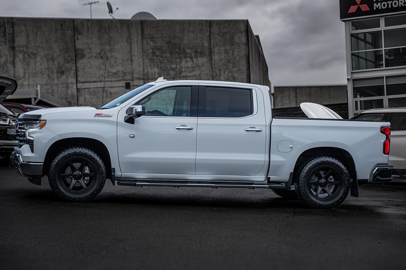 2024 Chevrolet Silverado 5