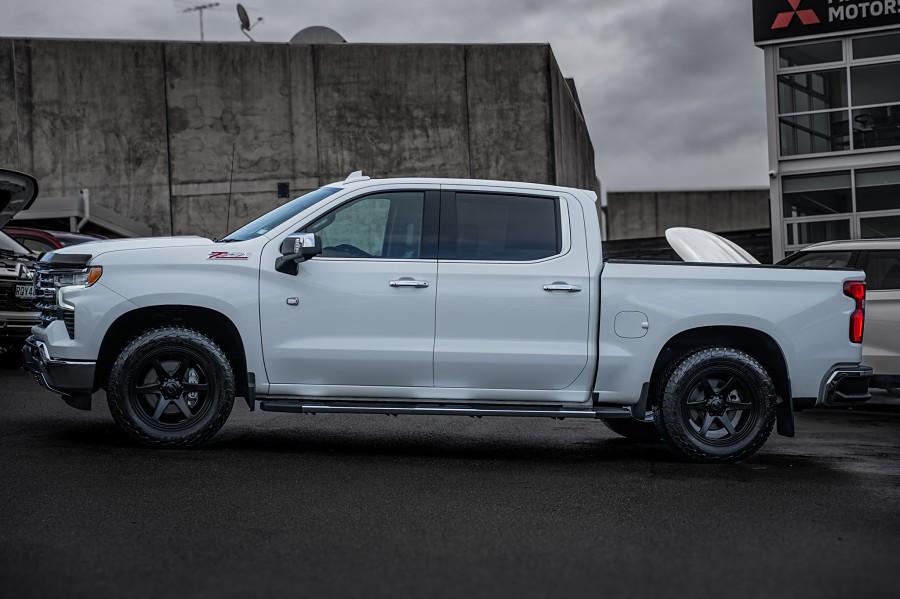 2024 Chevrolet Silverado 5