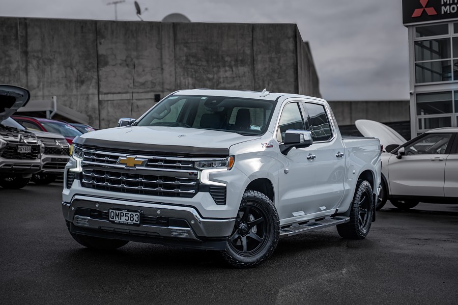 2024 Chevrolet Silverado 1