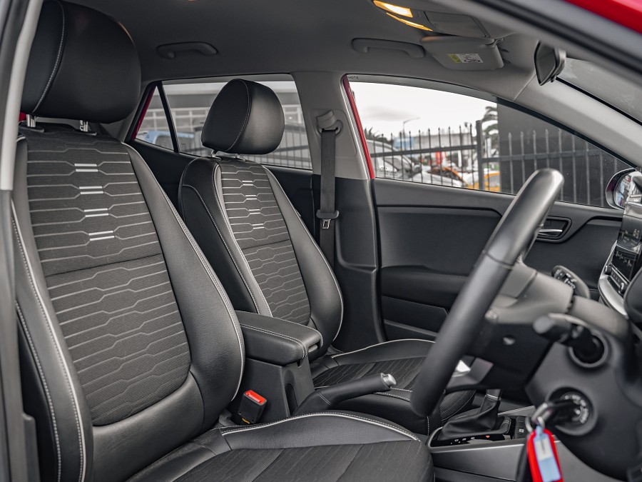 2024 Kia Stonic 8