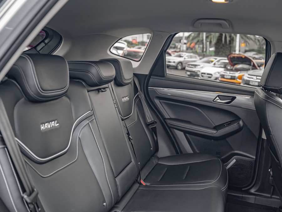 2022 Haval Jolion 17
