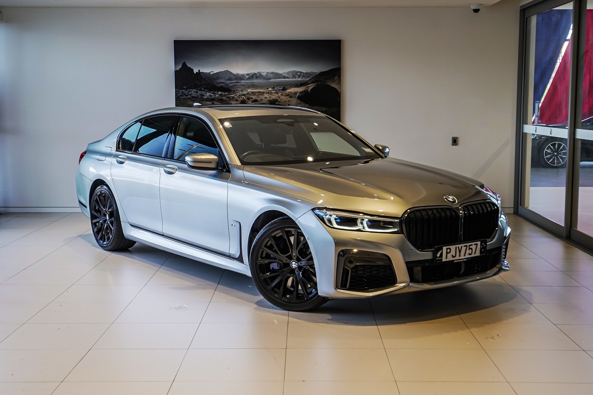 BMW 750i xDrive M-Sport