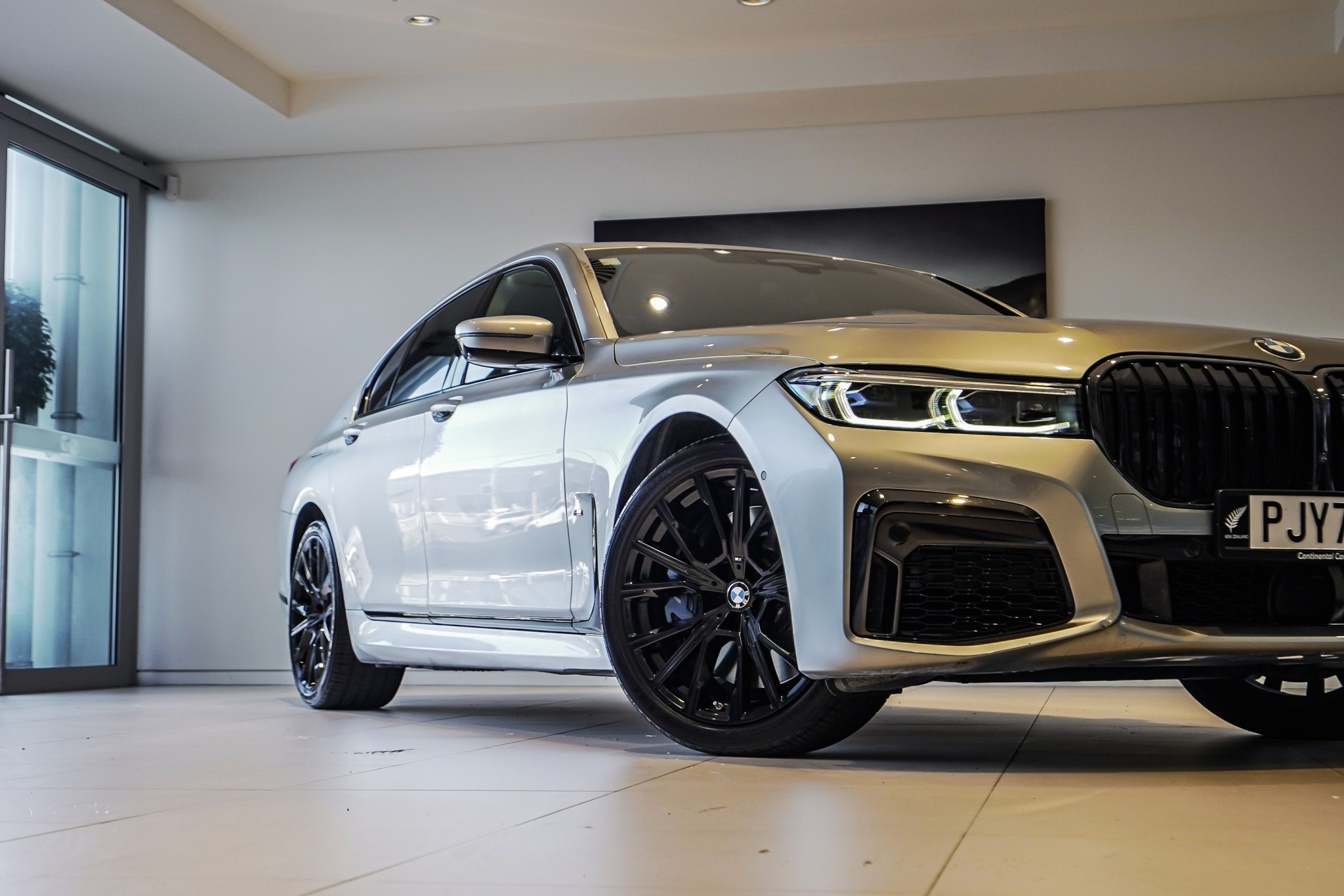 BMW 750i xDrive M-Sport