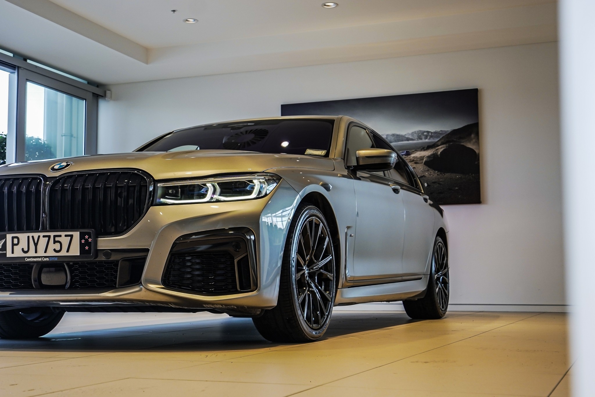 BMW 750i xDrive M-Sport