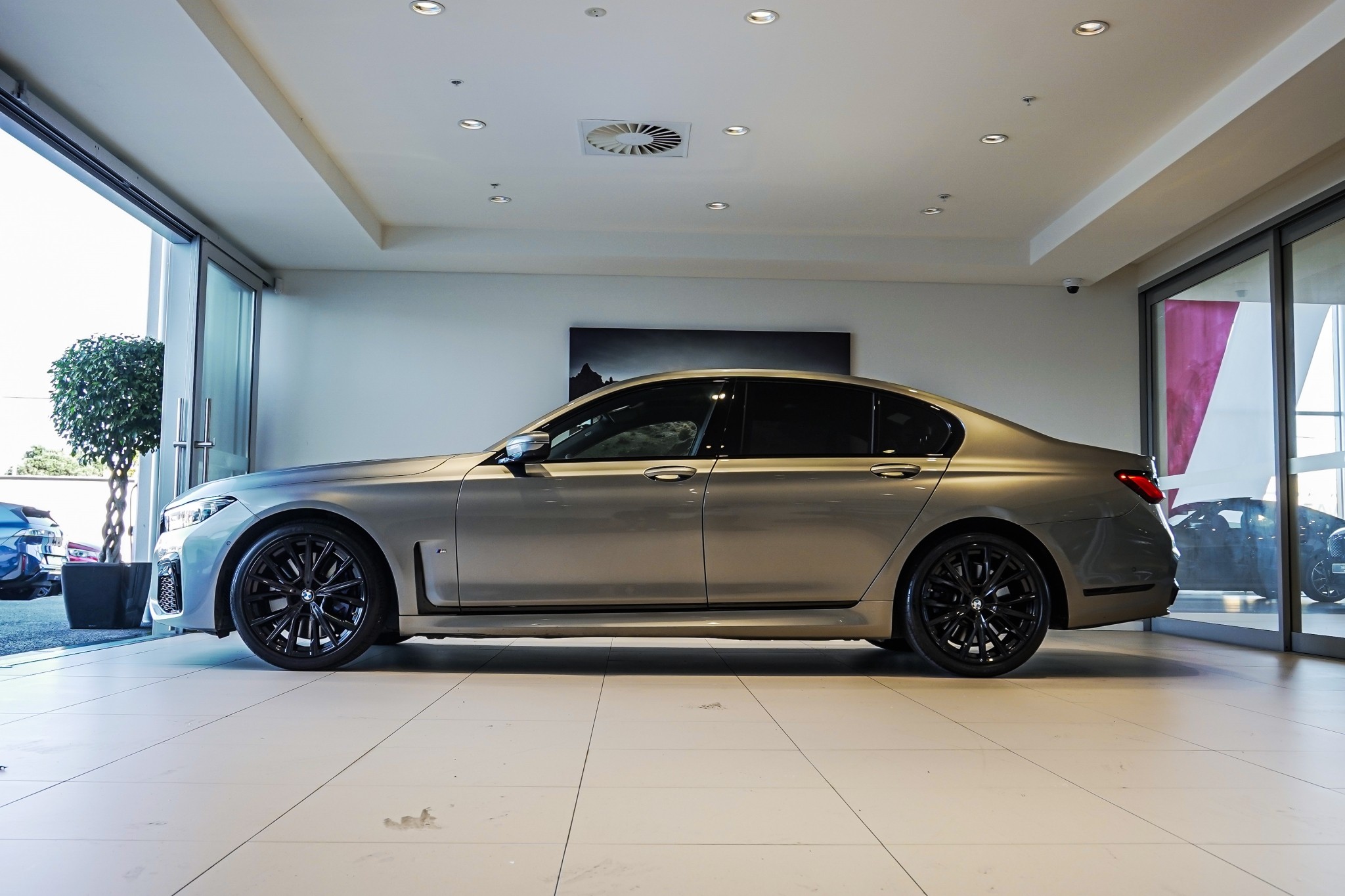 BMW 750i xDrive M-Sport
